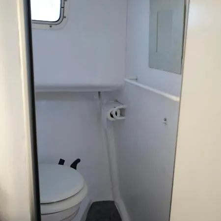 船上ホテル Night At Sea プエルト・カレロ