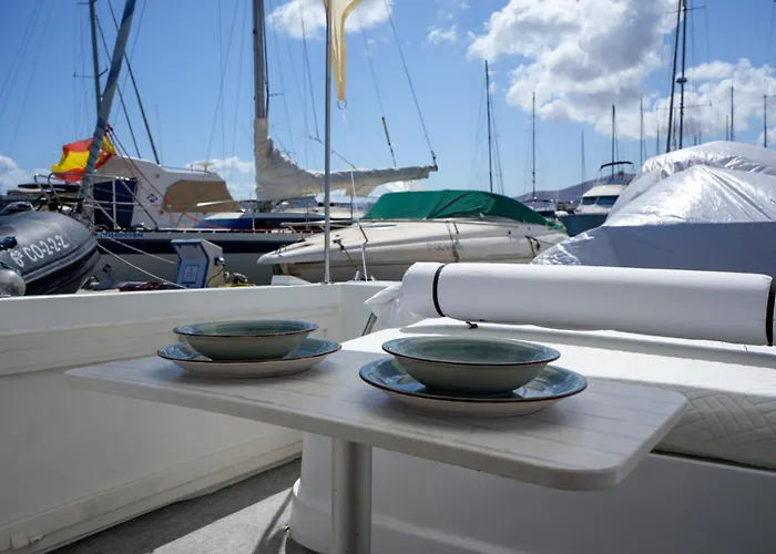 Botel Night At Sea Puerto Calero